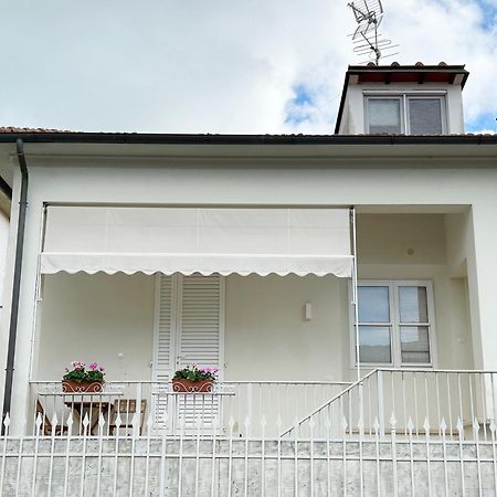 La Casa Di Rosi Al Mare Apartment Vada Ngoại thất bức ảnh